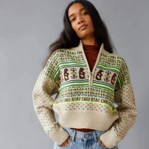UO NWT Urban Outfitters BDG Jesse Half Zip Stay Chill Crop Sweater Sz Small